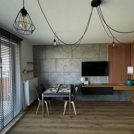 Ahava Apartments โควอบเซก ภายนอก รูปภาพ